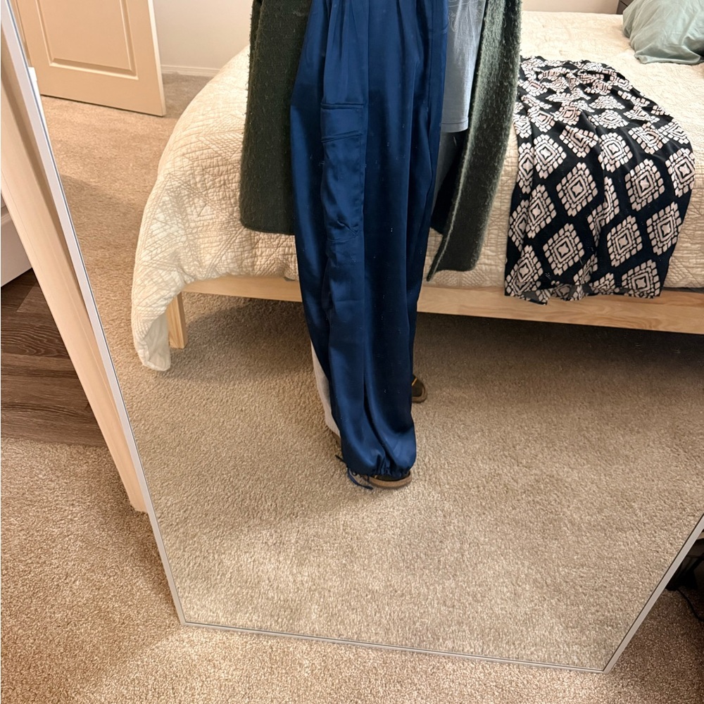 Windsor Satin Navy Wide Leg Cargo Pants ( Never Worn) - Picture 10 of 10